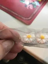 Pendientes de tuerca con diseño de margaritas para mujer, joyería elegante con diseño de margaritas, estilo Simple