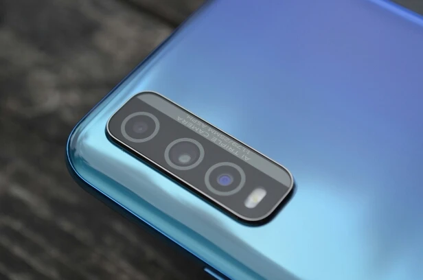 Смартфон Vivo iQOO U1 12 Udaf45e1daac8488f9bfe122b6af220b4l