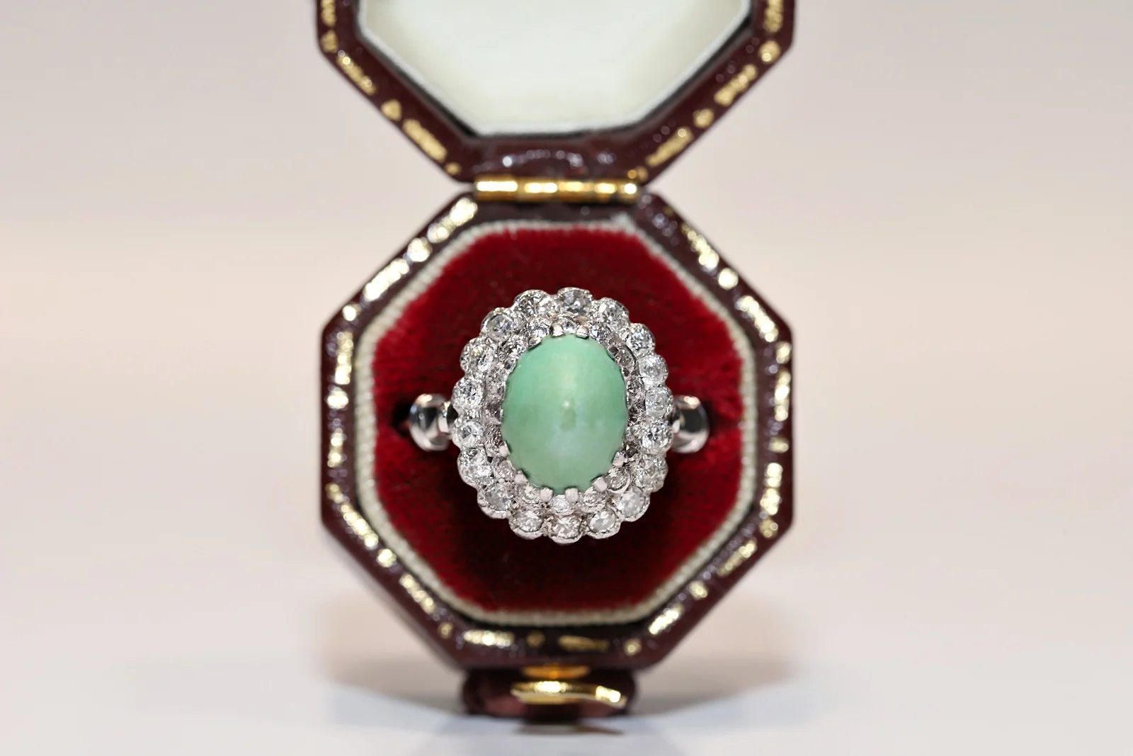 

Vintage 8k Gold Original Natural Diamond And Turquoise Stone Decorated Pretty Strong Ring