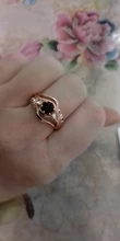 Huitan-Anillo de bruja para mujer, piedra negra única, ajuste giratorio, Diseño de banda, Color oro rosa, anillos de dedo de compromiso para mujer, venta al por mayor