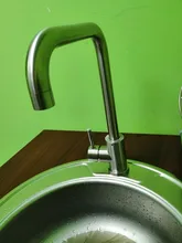 Frap de acero inoxidable grifo de cocina cepillado proceso giratoria cuenca de 360 grados de rotación agua caliente y fría mezcladoras grifo Y40107/8