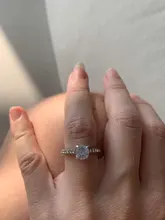 De alta calidad de Color de plata diamantes de imitación incrustaciones anillos para mujer anillo de boda regalo compromiso para mujeres envío gratuito