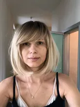 Element-peluca femenina de fibra resistente al calor, cabellera corto sintético recto con flequillo lateral ombré Rubio Dorado Bob, color blanco/negro