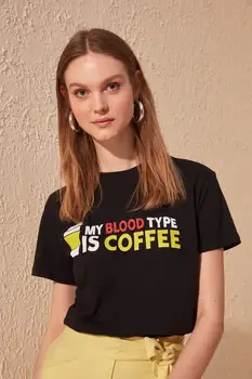 

Trendyol Black Printed Basic Knitted T-shirt TWOSS19AD0040