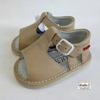 

Sandals for baby in skin color stone, Gateaflex of Piulín
