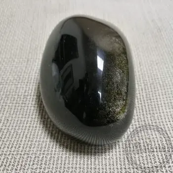 

Mineral obsidian 45*60*105mm, 370g