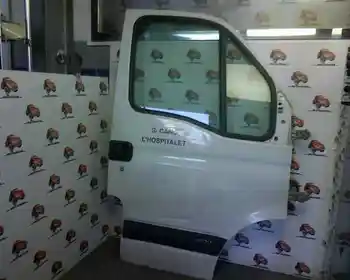 

RIGHT FRONT DOOR OPEL MOVANO