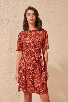 

Trendyol Belted Print Dress TWOSS20EL0583