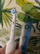 Oral B Pro 2 2700, Cepillo de dientes eléctrico recargable, 2 modos cepillado, temporizador, limpieza 3D, hasta 14 días, sensor