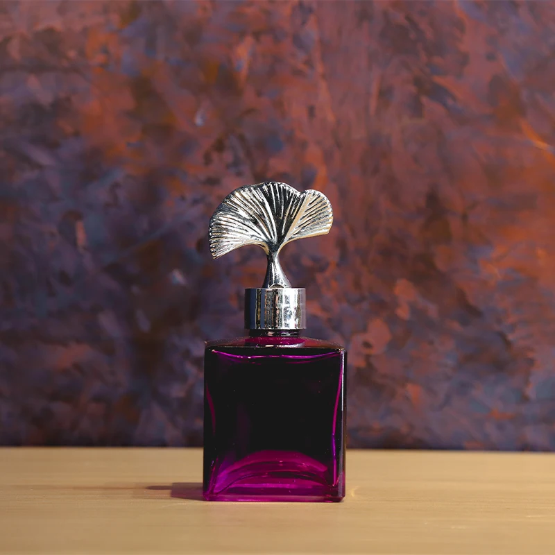 

DECORATIVE SCENT BOTTLE