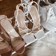 Aneikeh de verano zapatos de mujer Sandalias, de la Pu de moda Cruz-atado tacones de encaje fiesta bombas tamaño 35- 42 albaricoque blanco negro