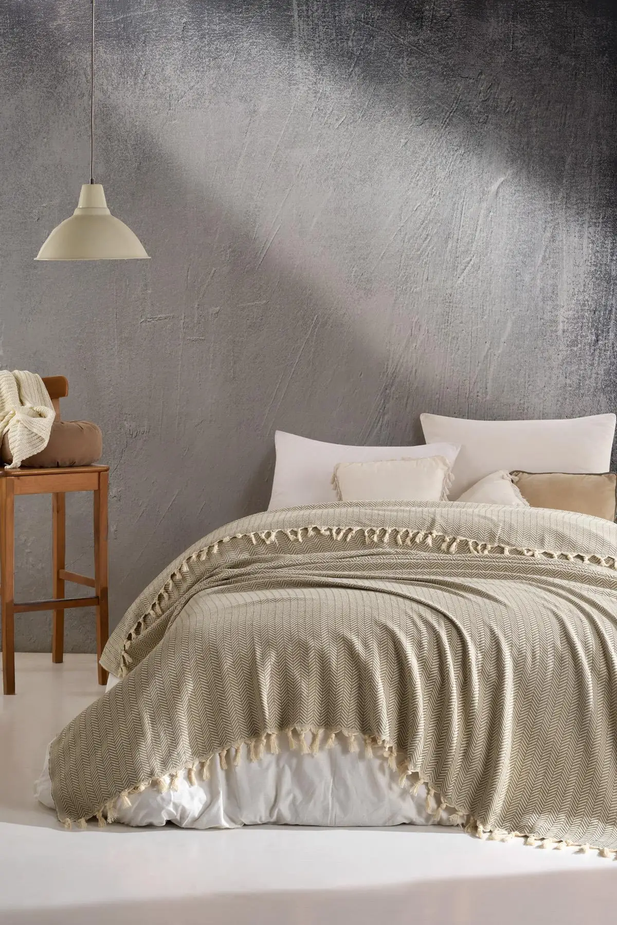 

100 Cotton Double Bed Cover | Eliot