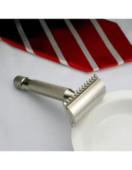 

Above The Tie Kronos M2 Open Comb Stainless Steel Safety Razor