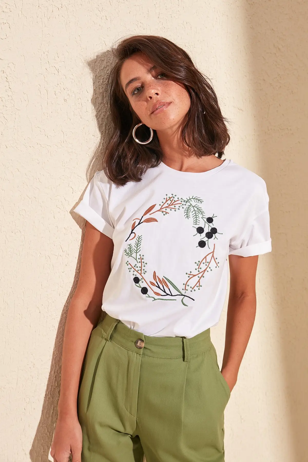 Trendyol Women’s Summer Basic Cotton Casual T-Shirt White Embroidered Knitted Streetwear tops Women Basic Casual tShirt TWOSS19PB0018 Trendyol Women’s Summer Basic Cotton Casual T-Shirt White Embroidered Knitted Streetwear tops Women Basic Casual tShirt TWOSS19PB0018