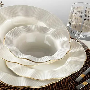 

Kutahya has Porcelain Milena Cream Gilded 24 Piece