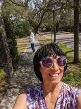 Leeons-peluca trenzada de fibra sintética para mujer, cabellera corta con flequillo, color negro Natural, estilo africano, resistente al calor