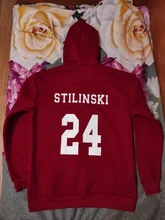 Sudadera con capucha de Teen Wolf para hombre, ropa deportiva masculina con estampado de Lahey, McCall y Stilinski 24, jersey de chándal de hiphop de estilo casual disponible en color rojo