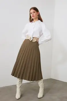 

Trendyol; Pleats Skirt TWOAW21ET0169