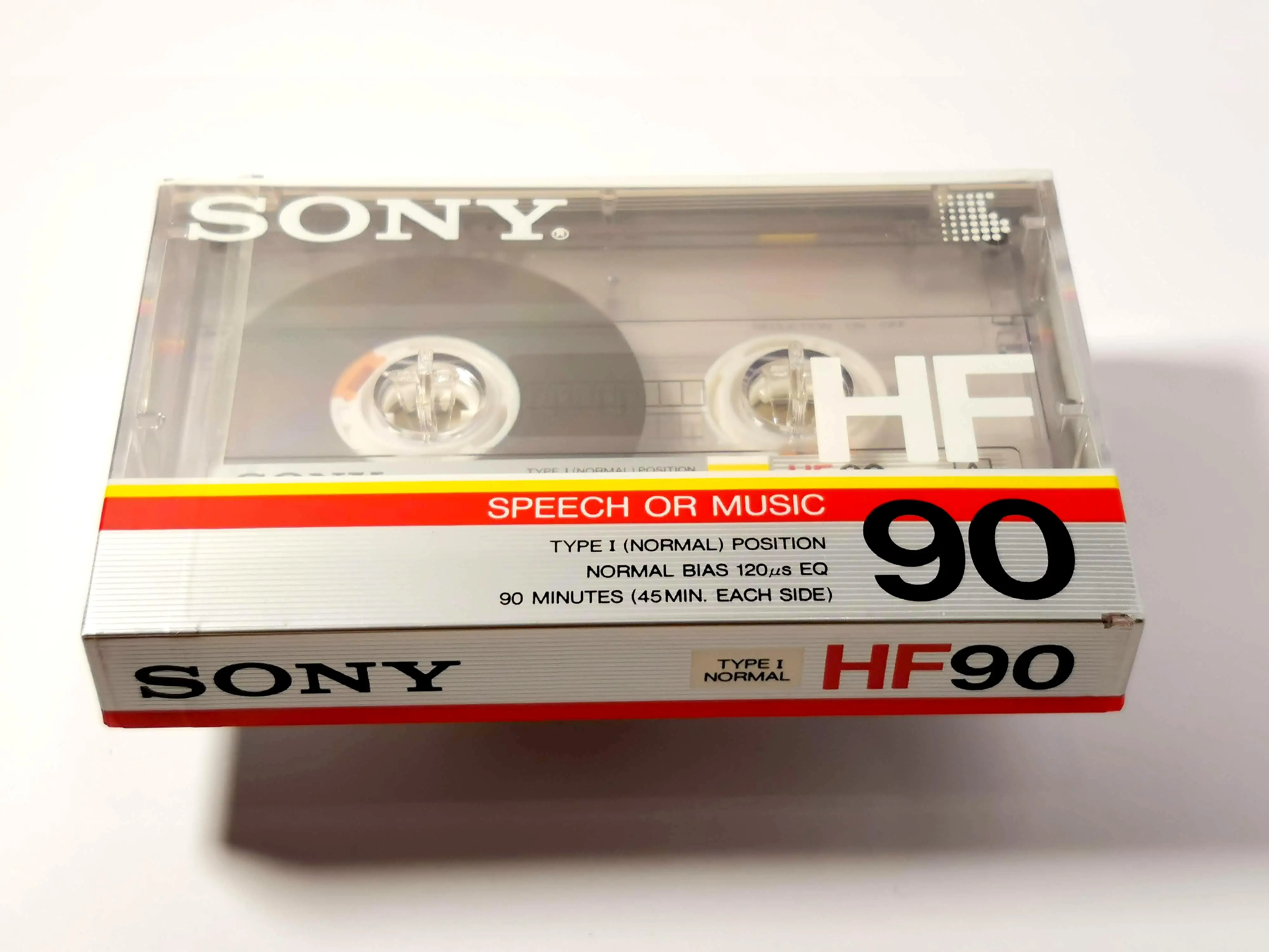 Cassette audio SONY HF 90, côté B, isolé sur fond blanc Photo Stock - Alamy