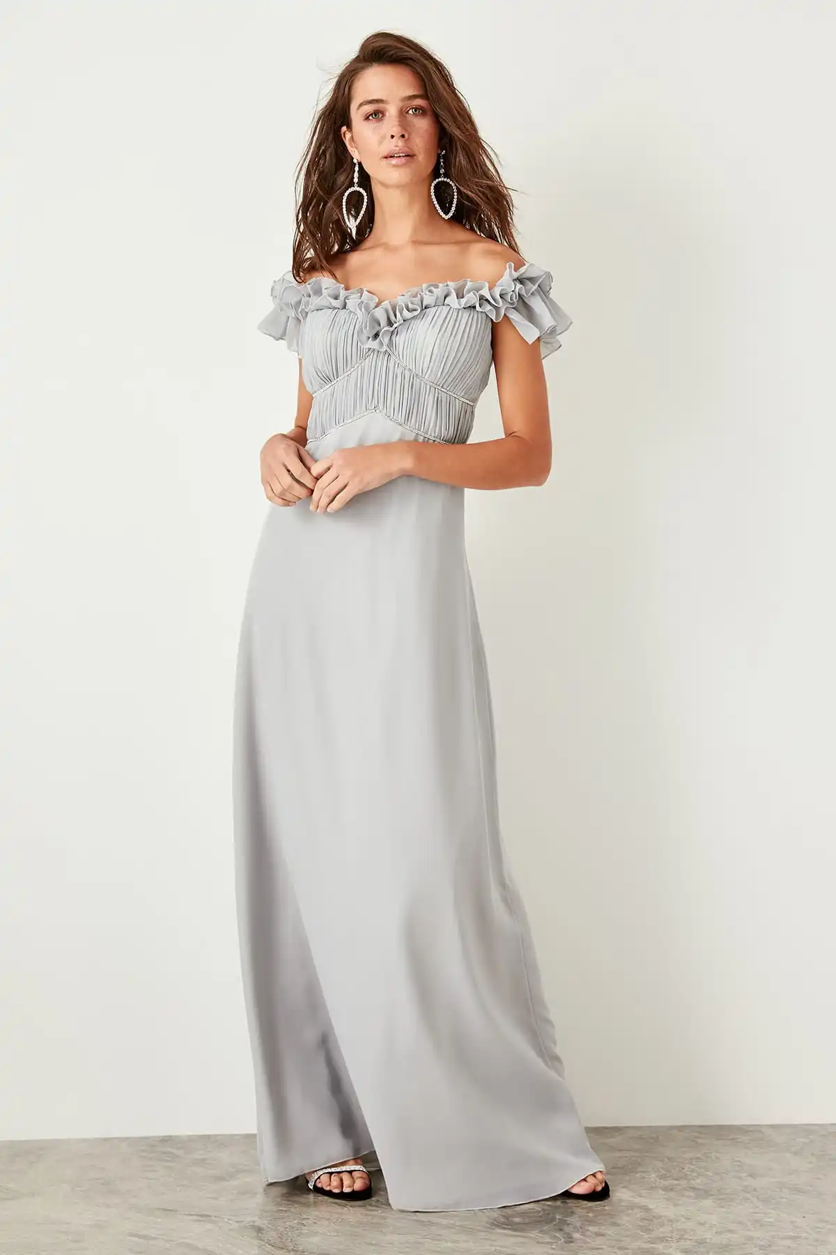 Вечернее платье Trendyol с камнями TPRSS19VF0020