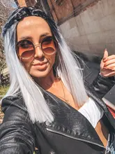 Fave-peluca sintética de fibra resistente al calor para mujer, pelo liso con ombré Bob negro y gris, longitud hasta el hombro, parte media, fiesta de Cosplay