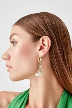 

Trendyol Sea Conch Earrings TBESS19KP0040