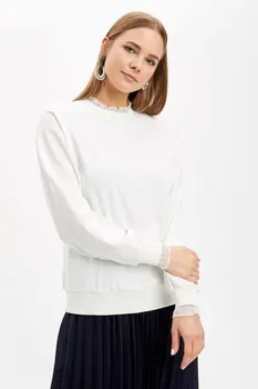 

DeFacto Kolu Tül Detaylı Uzun Kollu T-shirt-N7324AZ19WN