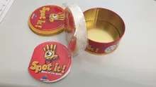 SPOT IT-Juego de cartas con caja de Metal, Enjoy It para reuniones familiares, Zoo, doble HP, rojo clásico, MLG💥2020 de alta calidad