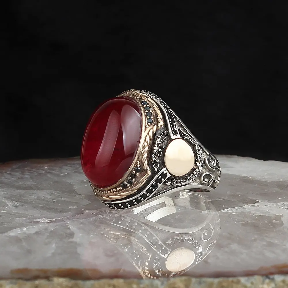 

Серебряное кольцо с фианитом