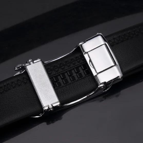 Мужской кожаный ремень с автоматической пряжкой Bison Denim N71297