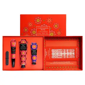 

Set for the care of hands and nails "rose and cardamom"