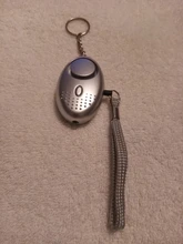 Alerta de protección Personal de 130db para niños, niñas y mujeres mayores, sirena de defensa Personal, alarma de Panic