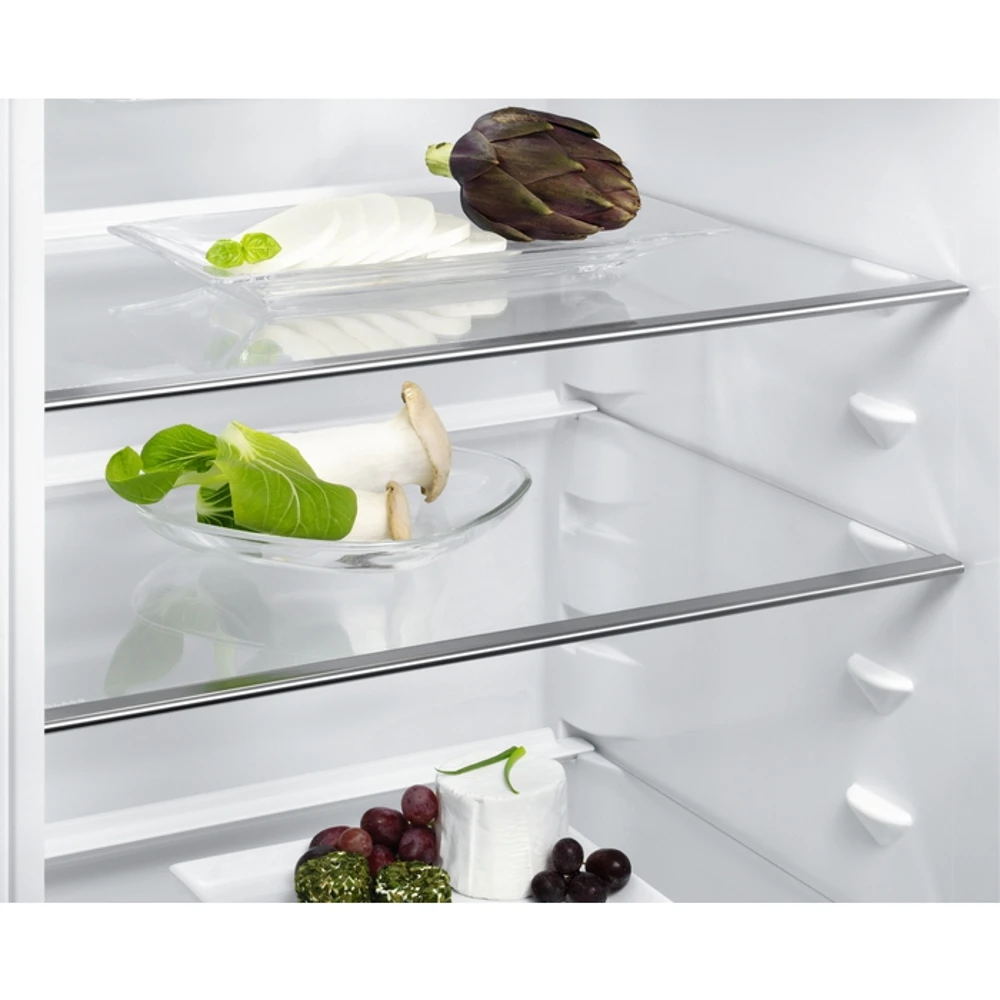 Холодильник с морозильной камерой Electrolux EN3452JOW