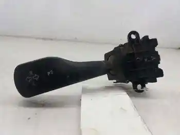 

8363662 BMW 3 Series COMPACT turn signal controller (E46)