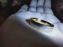 Nueva moda diseño sencillo 316 titanio Acero de hombres anillos amante pareja anillos alianza de boda de oro banda anillos para los hombres y las mujeres