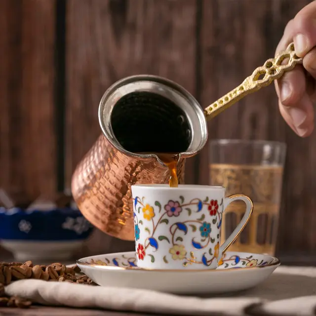 Comprar Cafetera turca de arena chapada en cobre auténtica, máquina de  calentamiento pequeña y redonda marrón, con cafetera turca ligera y de 3  tamaños