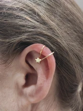 Pendiente de cartílago falso para mujeres y hombres, Clips de oreja sin Piercing, de hojas doradas, joyería, regalos al por mayor