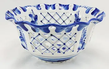 

Gzhel Ware Magnolia