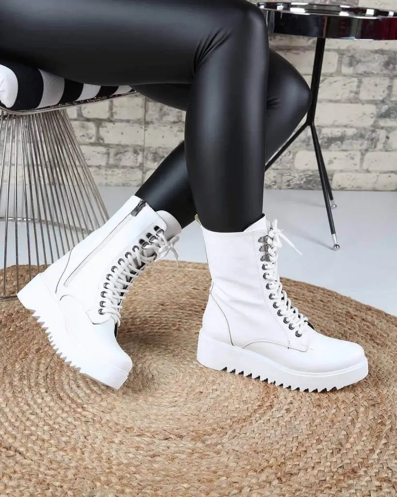 

Mosimoso Women's Ankle Height Boot Rumper White Skin Lace Up Zippered Platform Sole Women Boots