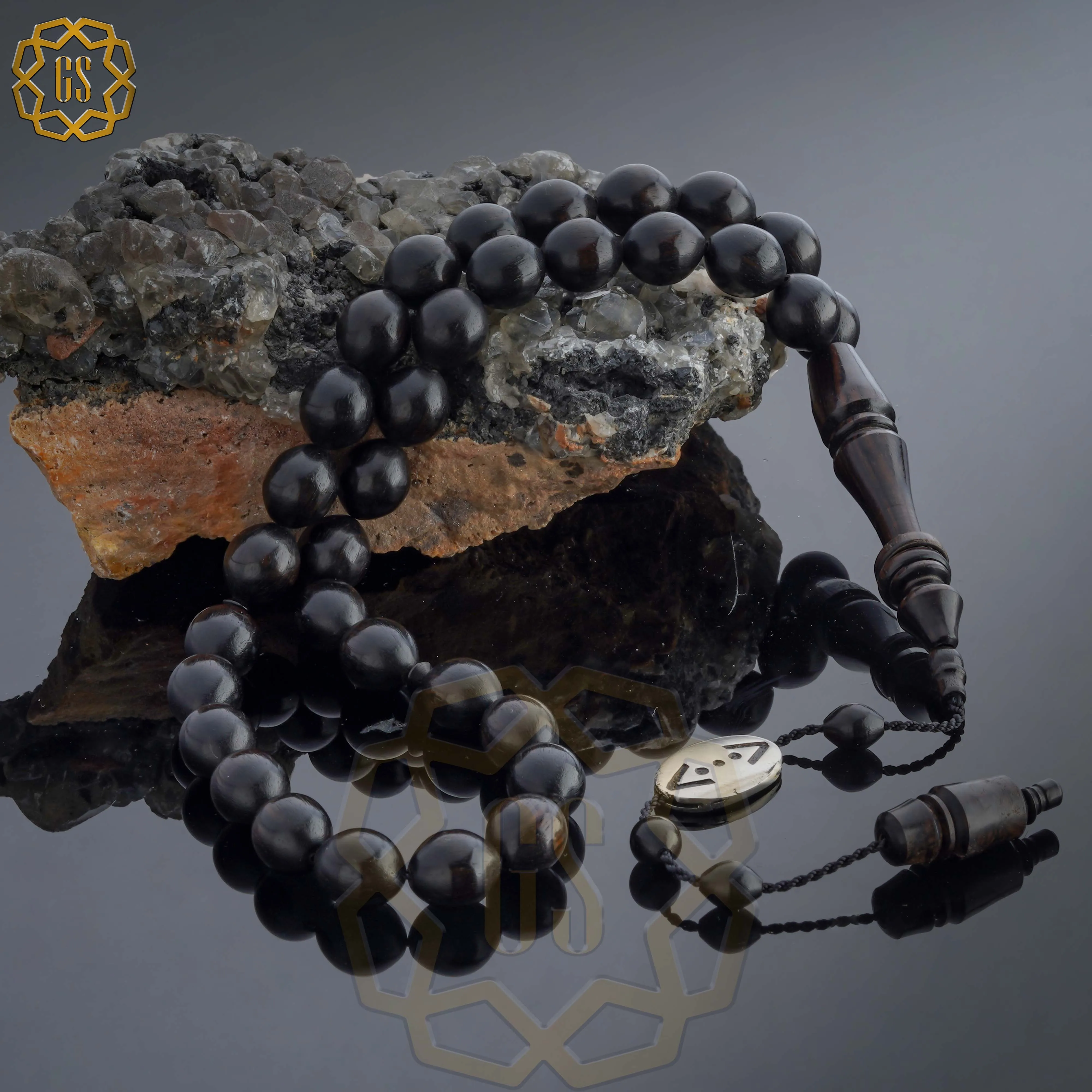 

Islamic rosary 33 beads çukur logo .. 100% natural Stone 10 mm .. Guaranteed high quality