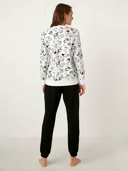 

Snoppy Printed Pajamas set