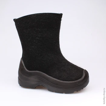 

467043-41 boots