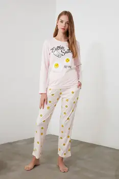 

Trendyol Printed Knitted Pajamas Set THMAW21PT0523