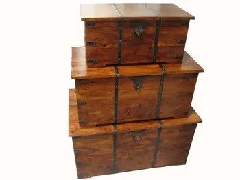 

Chest outdoor wood set of 3