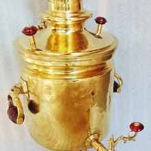 Самовар старинный. Форма: банка. Материал: полированная латунь. Объем: 5 литров. Страна: Российская