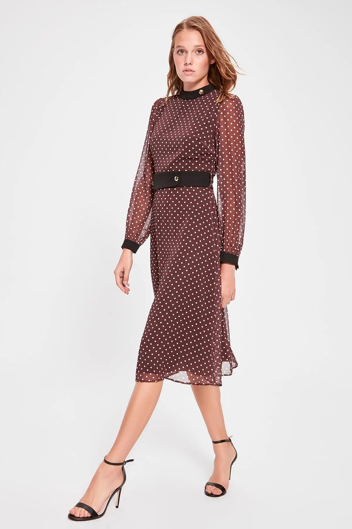Trendyol коричневое платье в горошек TWOAW20EL1113|Платья| |