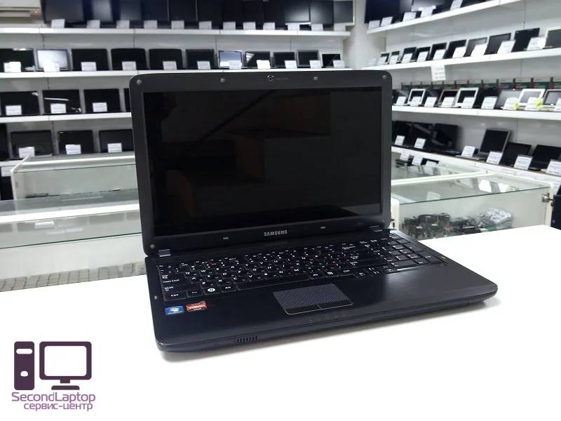 б/у Ноутбук Samsung R525-JV03 | Компьютеры и офис