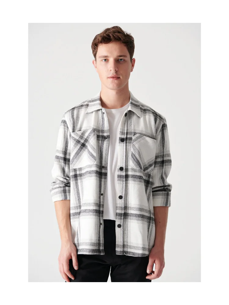 

Avva White-Grey Check Casual Plaid Checkered Classic Collar Overshirt Shirt Long-Sleeved Design Fashion with Pockets and Snaps