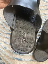 Suecos unisex para primavera y verano, zapatillas con suela blanda de PVC, antideslizante y cubierta de cuero genuino de vaca, diseño a la moda, para uso al aire libre