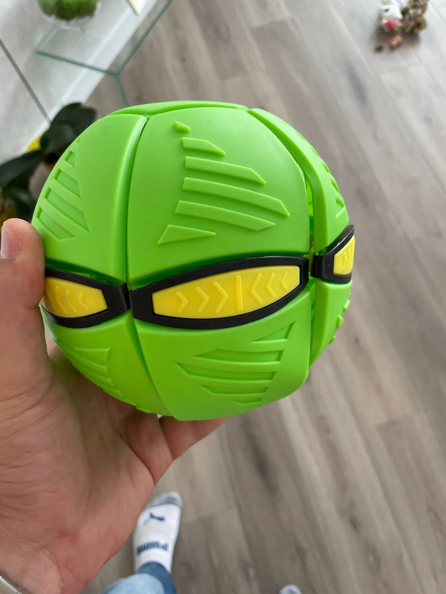 LED Throw Fly Disc Ball AngellWitch